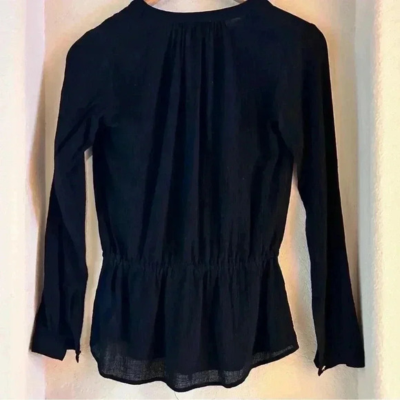 Michael Kors long Sleeves V-Neck Top - Picture 2 of 4